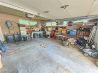 1414 6th Street West, Williston, ND 58801
