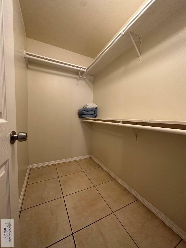 2000 Westminster Cir, Brownsville, TX 78521