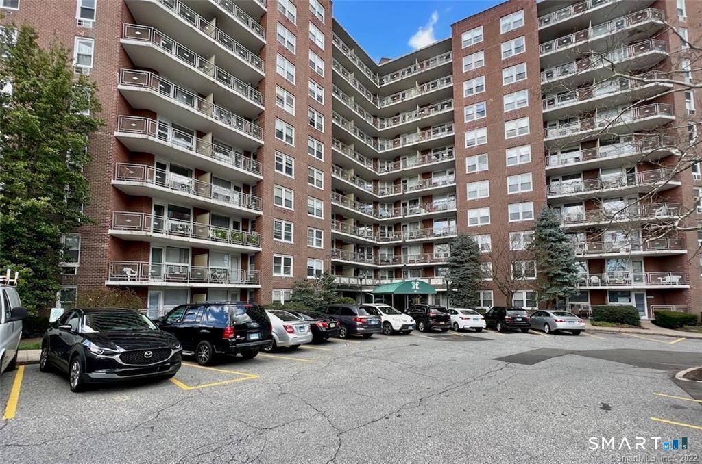 Strawberry Hill, Stamford, CT 06902