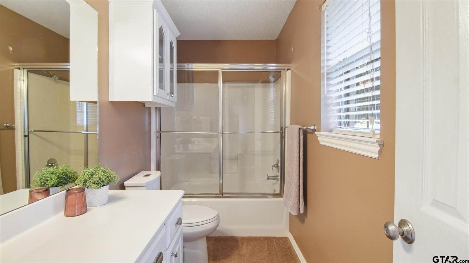 15360 Wagon Wheel Drive, Chandler, TX 75758