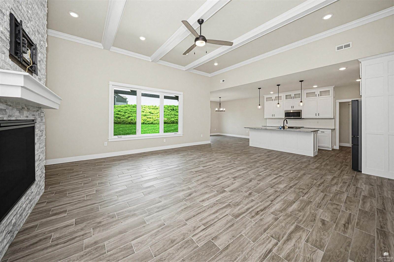 3901 Travers Circle, Manhattan, KS 66503