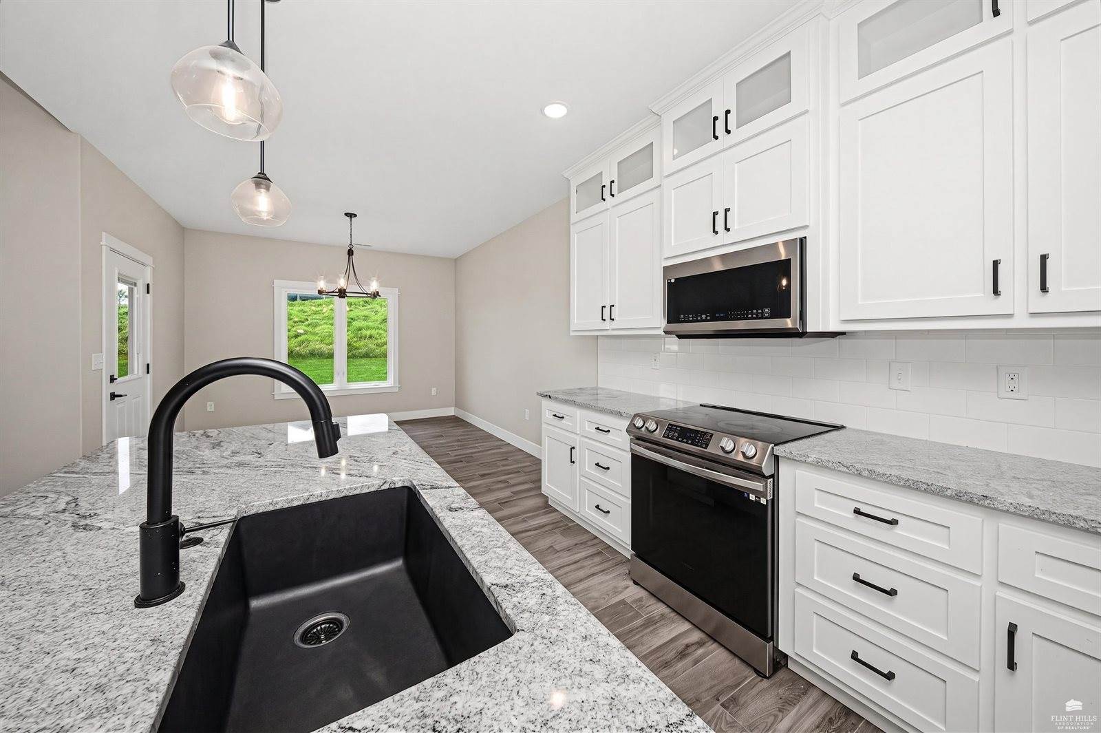 3901 Travers Circle, Manhattan, KS 66503