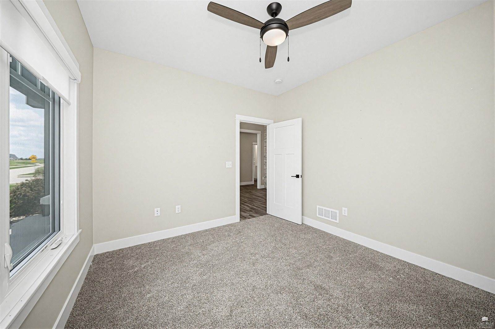 3901 Travers Circle, Manhattan, KS 66503