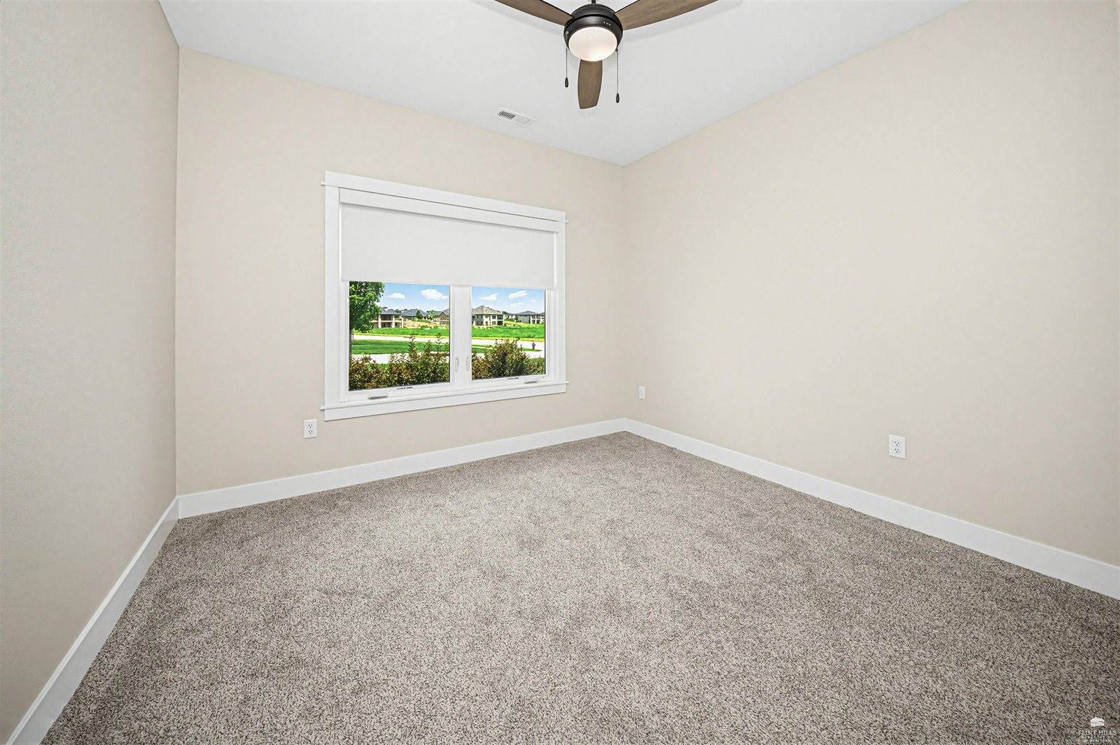 3901 Travers Circle, Manhattan, KS 66503