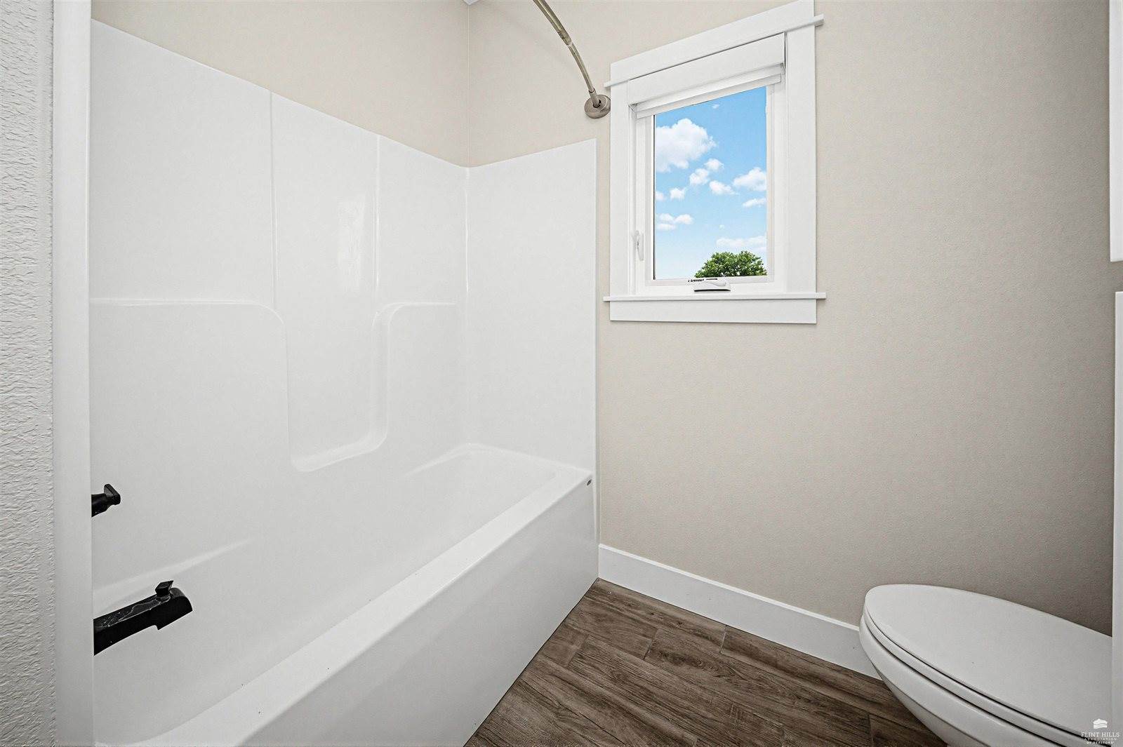3901 Travers Circle, Manhattan, KS 66503