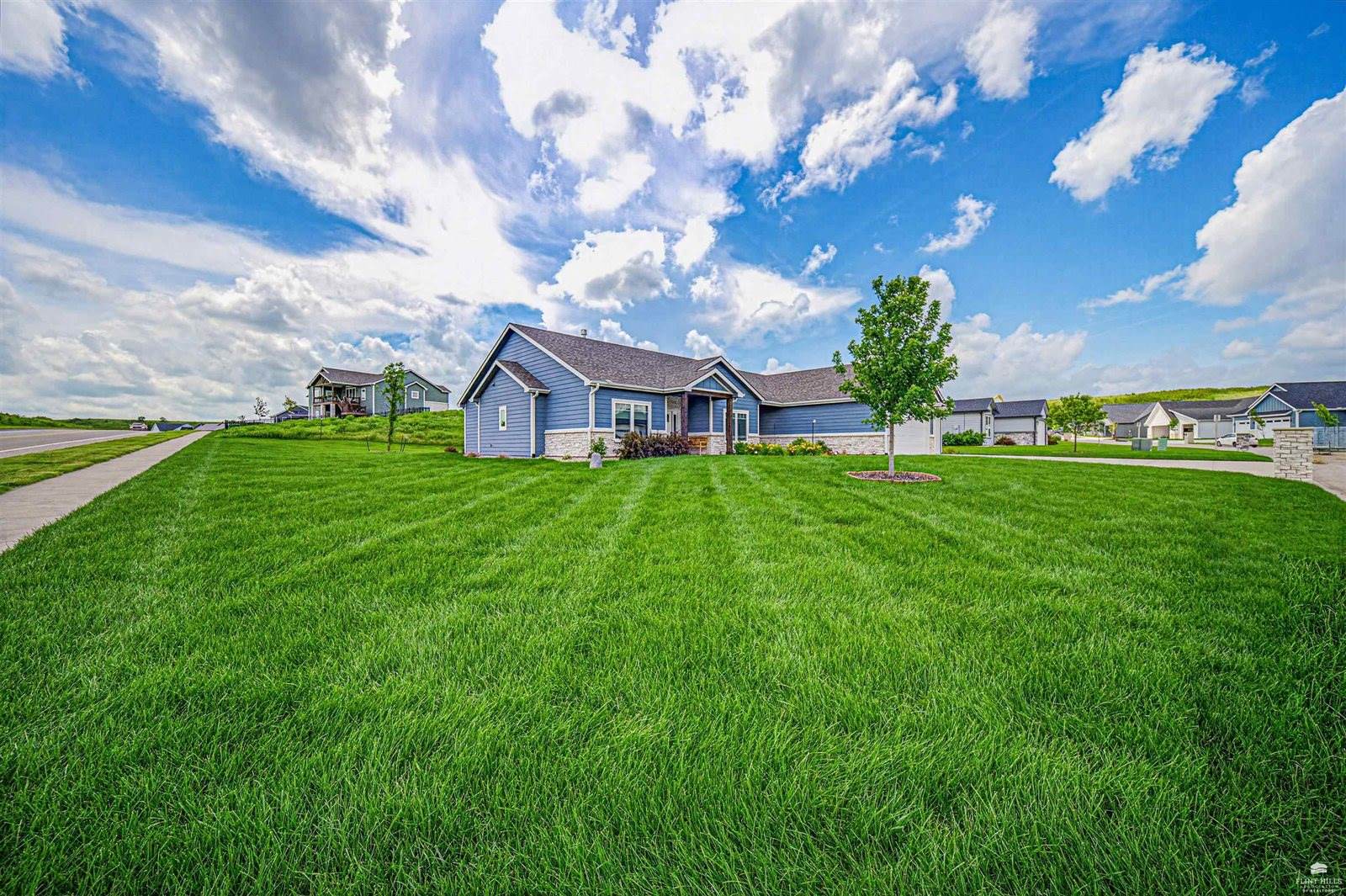 3901 Travers Circle, Manhattan, KS 66503