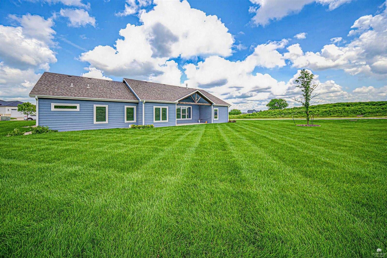 3901 Travers Circle, Manhattan, KS 66503