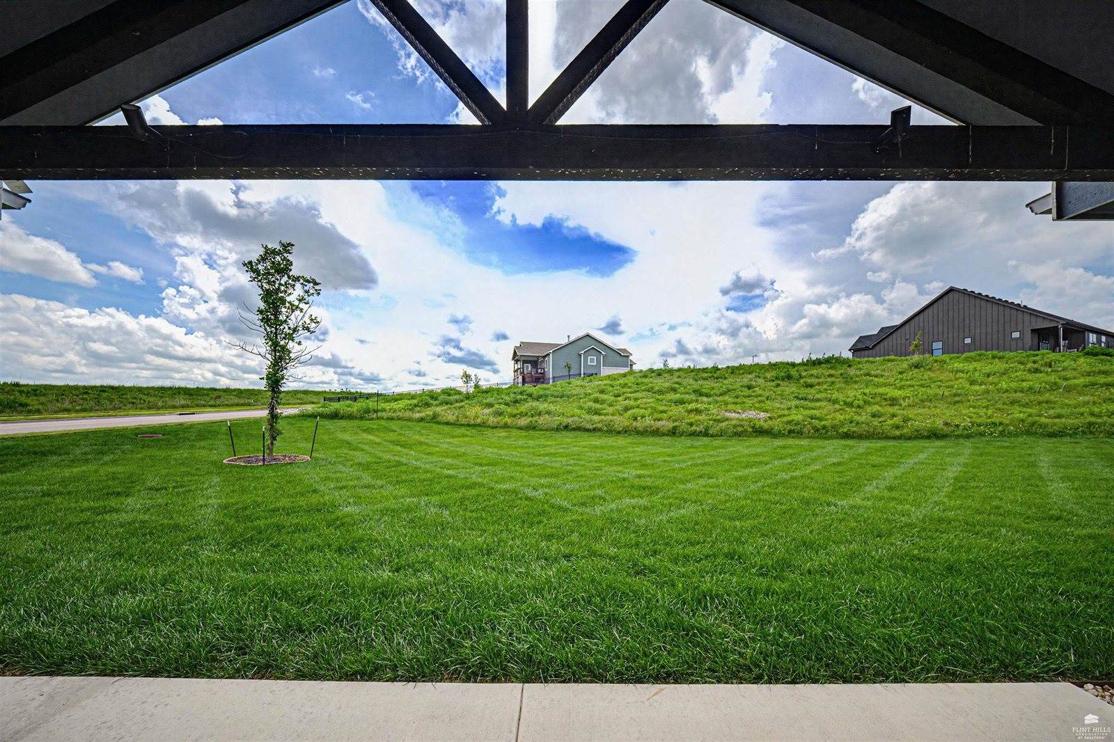 3901 Travers Circle, Manhattan, KS 66503