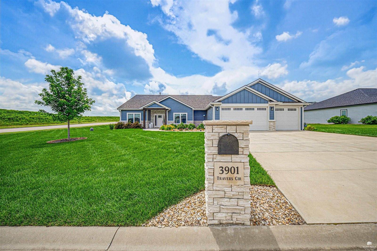 3901 Travers Circle, Manhattan, KS 66503