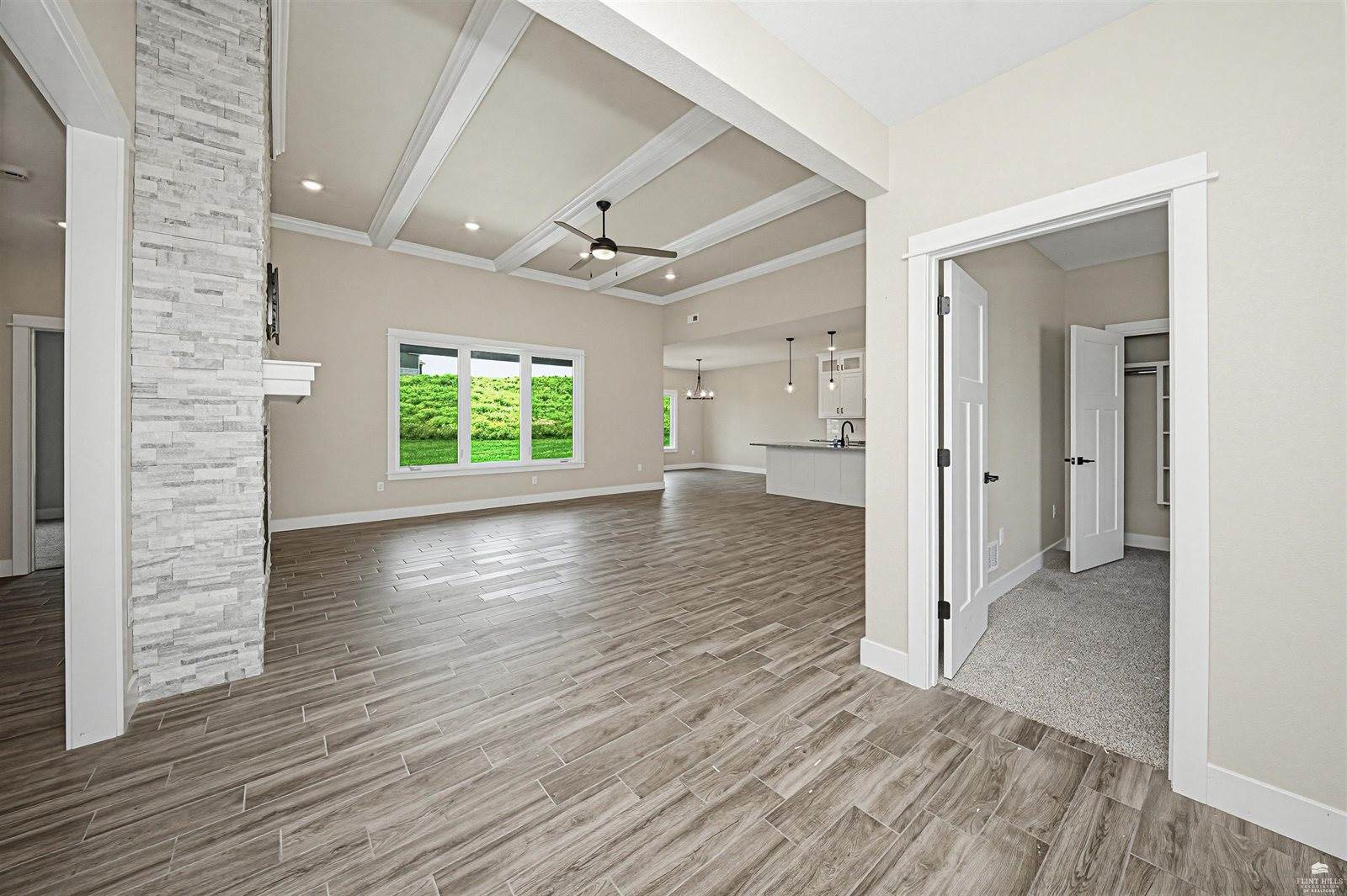 3901 Travers Circle, Manhattan, KS 66503