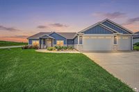 3901 Travers Circle, Manhattan, KS 66503