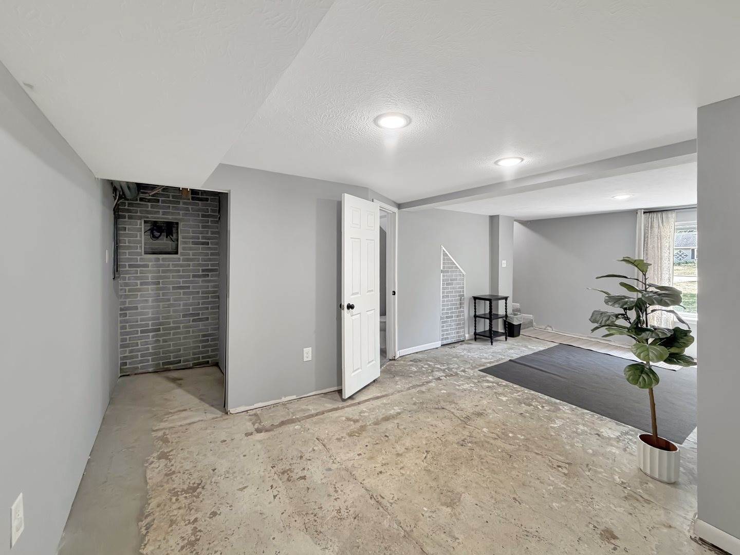 1210 Sun Vu Drive, Freeport, IL 61032
