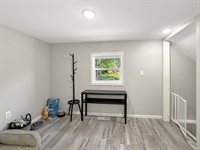 1210 Sun Vu Drive, Freeport, IL 61032