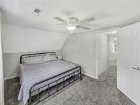 1210 Sun Vu Drive, Freeport, IL 61032