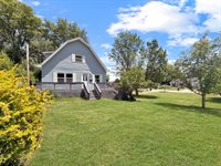 1210 Sun Vu Drive, Freeport, IL 61032