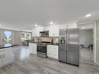 1210 Sun Vu Drive, Freeport, IL 61032