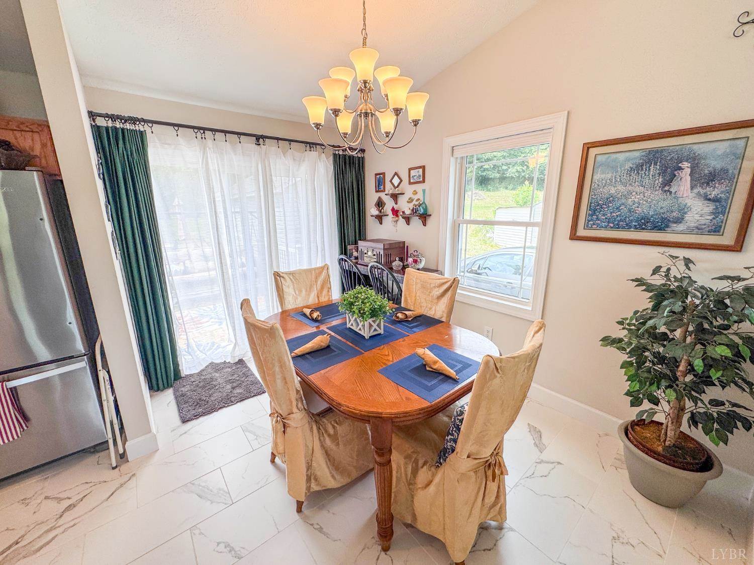216 Lookout Drive, Lynchburg, VA 24502
