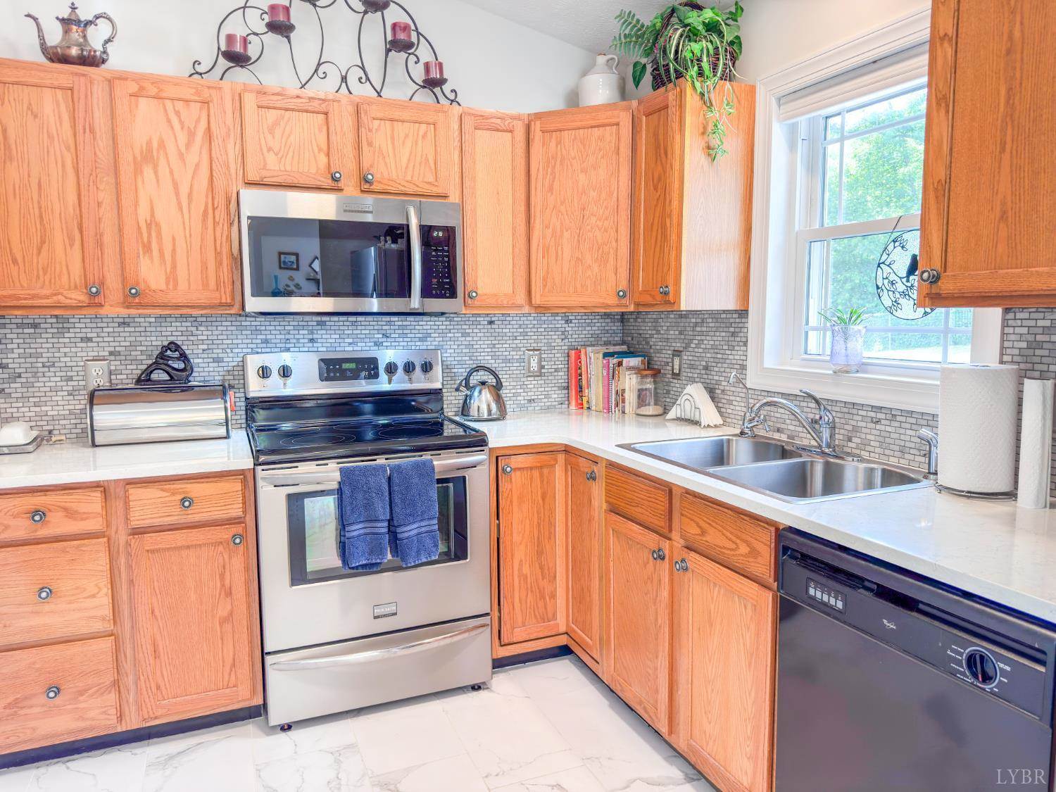 216 Lookout Drive, Lynchburg, VA 24502