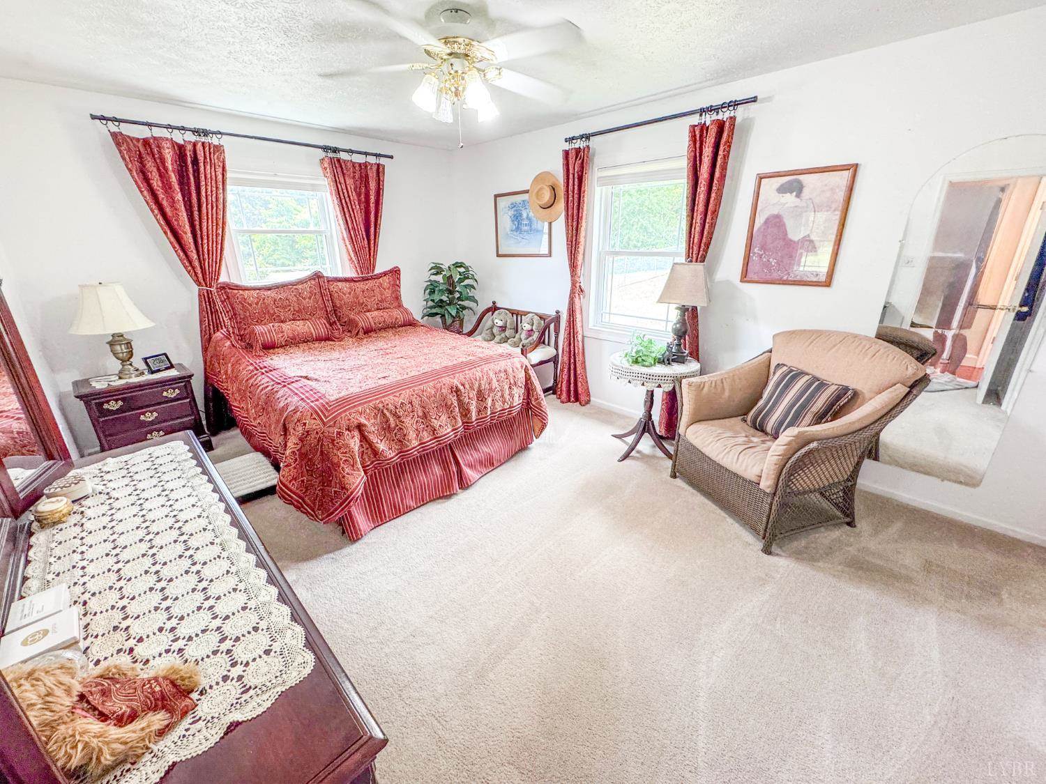 216 Lookout Drive, Lynchburg, VA 24502