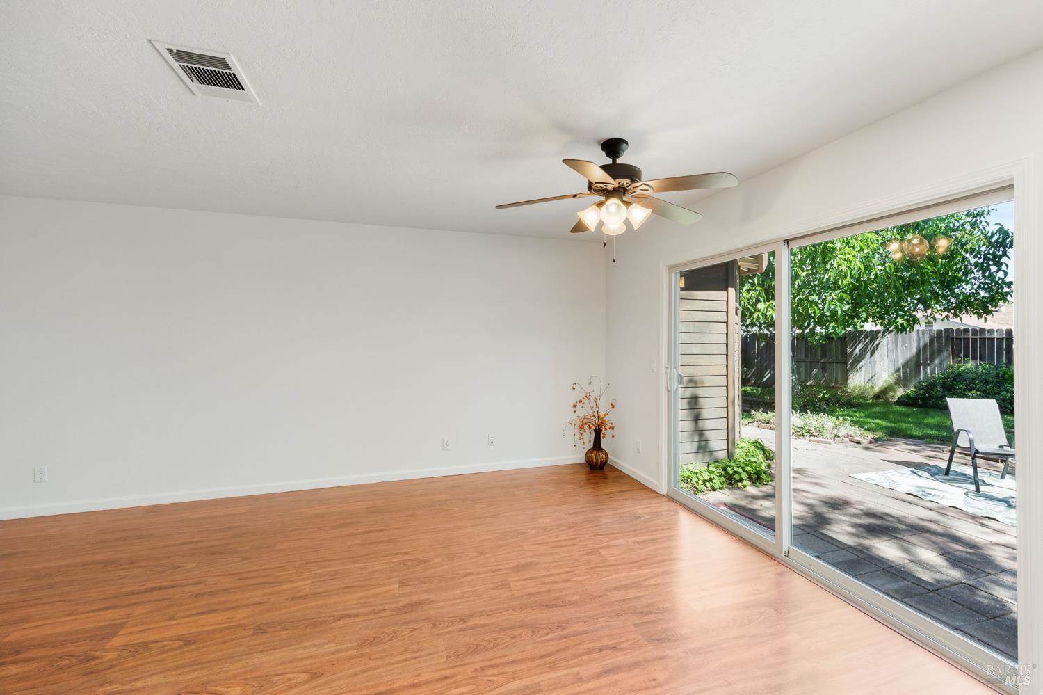 1360 Hemingway Court, Dixon, CA 95620