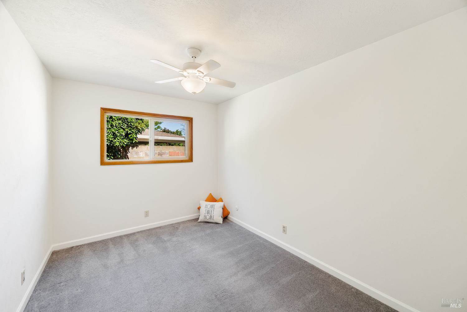 1360 Hemingway Court, Dixon, CA 95620