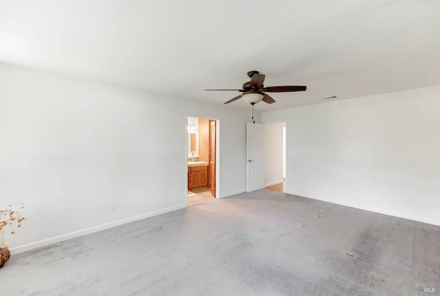 1360 Hemingway Court, Dixon, CA 95620