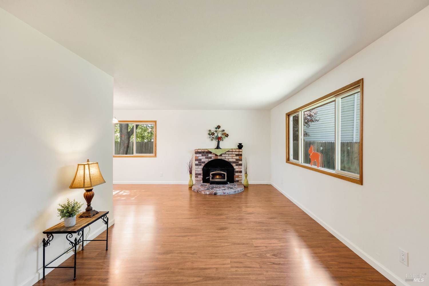 1360 Hemingway Court, Dixon, CA 95620