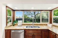1360 Hemingway Court, Dixon, CA 95620