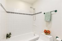 1360 Hemingway Court, Dixon, CA 95620