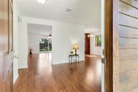 1360 Hemingway Court, Dixon, CA 95620