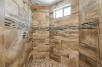 1360 Hemingway Court, Dixon, CA 95620