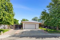 1360 Hemingway Court, Dixon, CA 95620