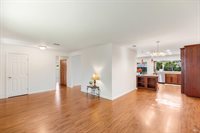 1360 Hemingway Court, Dixon, CA 95620