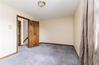 2209 W Woodmont Drive, Muncie, IN 47304