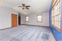 2209 W Woodmont Drive, Muncie, IN 47304