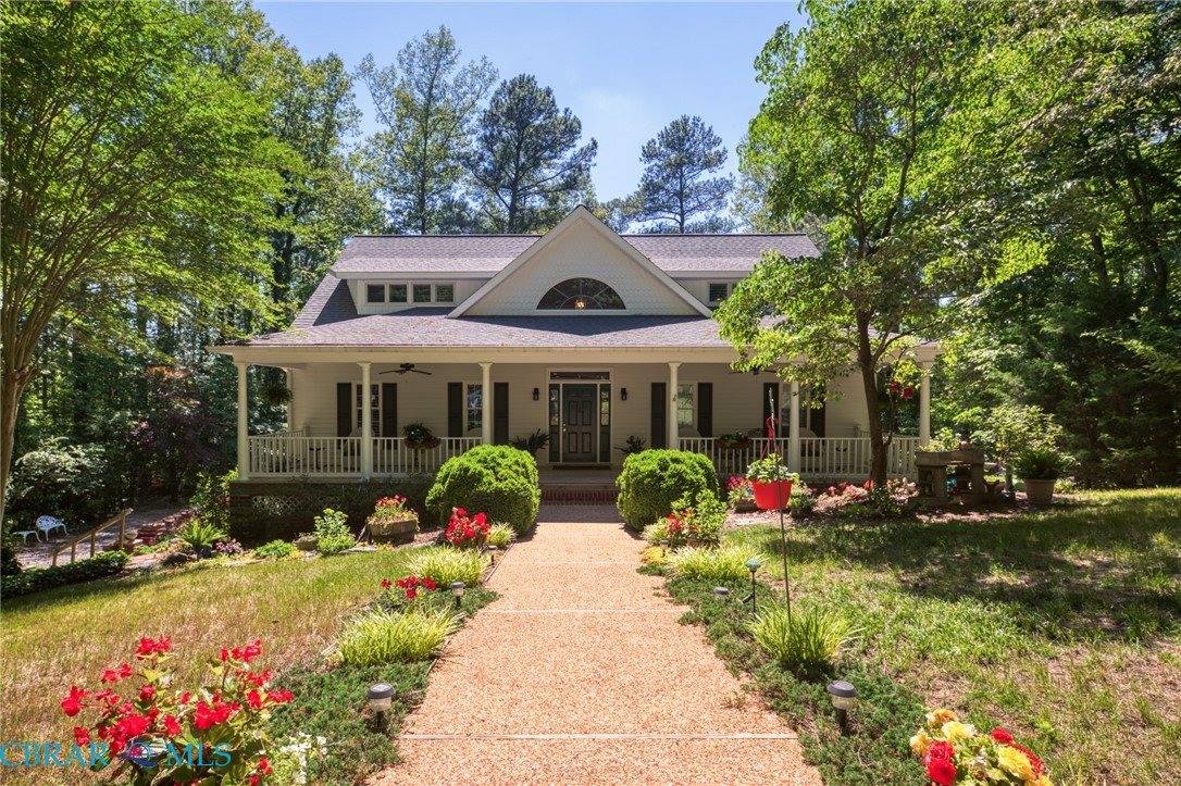 11688 River Crest Drive, Gloucester, VA 23061