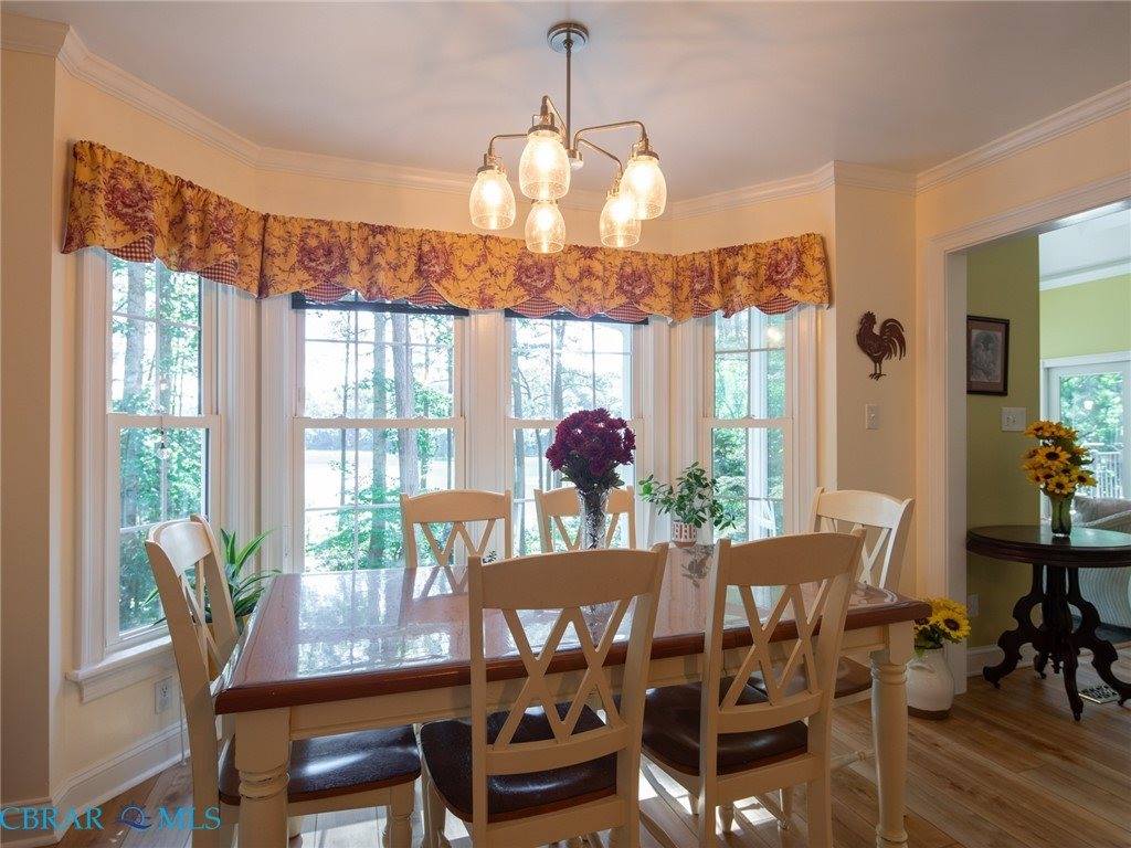 11688 River Crest Drive, Gloucester, VA 23061