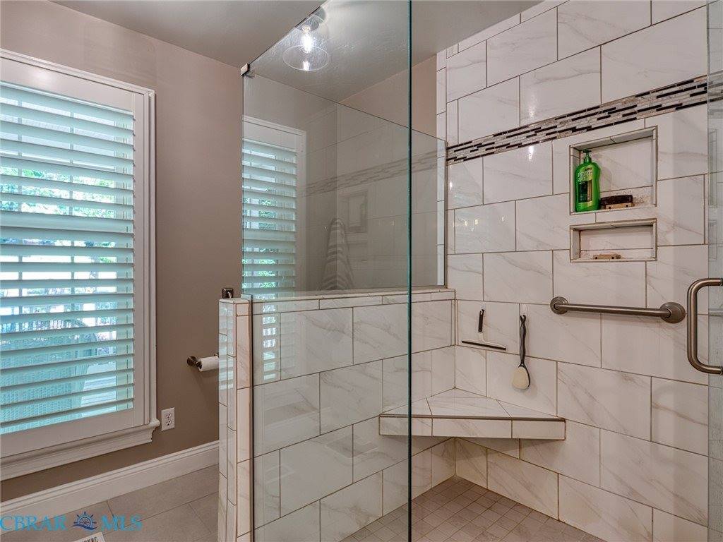 11688 River Crest Drive, Gloucester, VA 23061