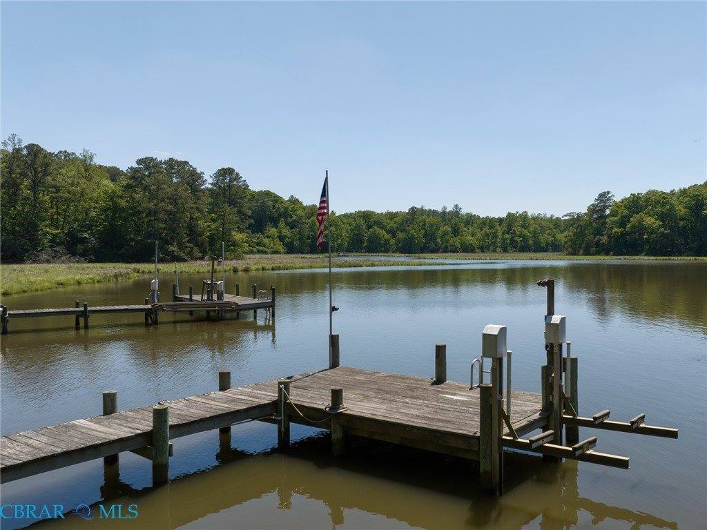 11688 River Crest Drive, Gloucester, VA 23061