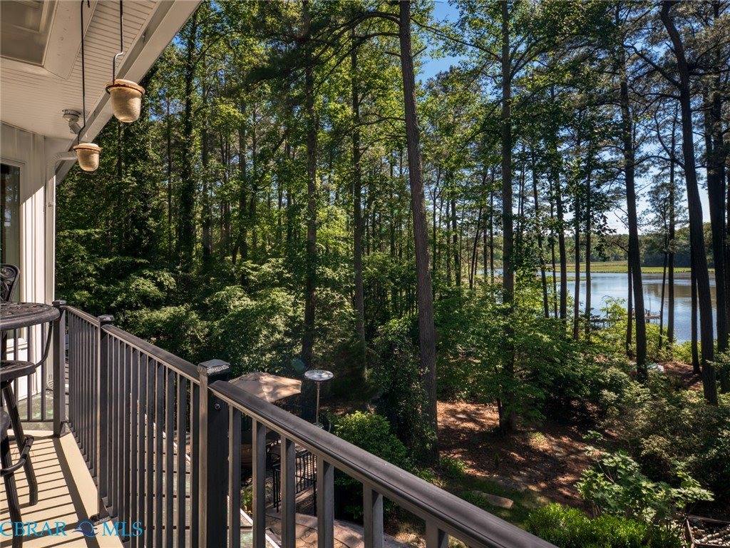 11688 River Crest Drive, Gloucester, VA 23061