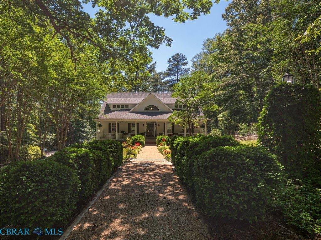 11688 River Crest Drive, Gloucester, VA 23061