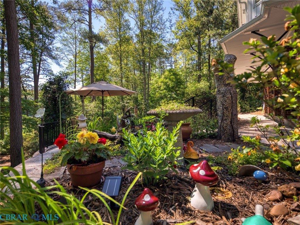 11688 River Crest Drive, Gloucester, VA 23061