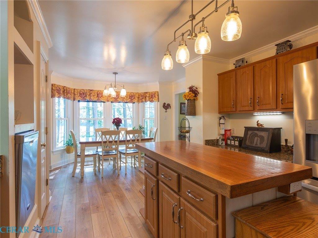 11688 River Crest Drive, Gloucester, VA 23061