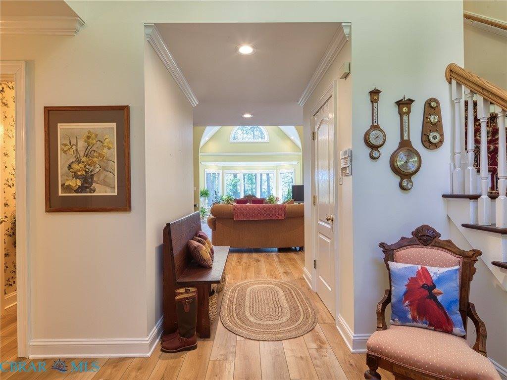 11688 River Crest Drive, Gloucester, VA 23061