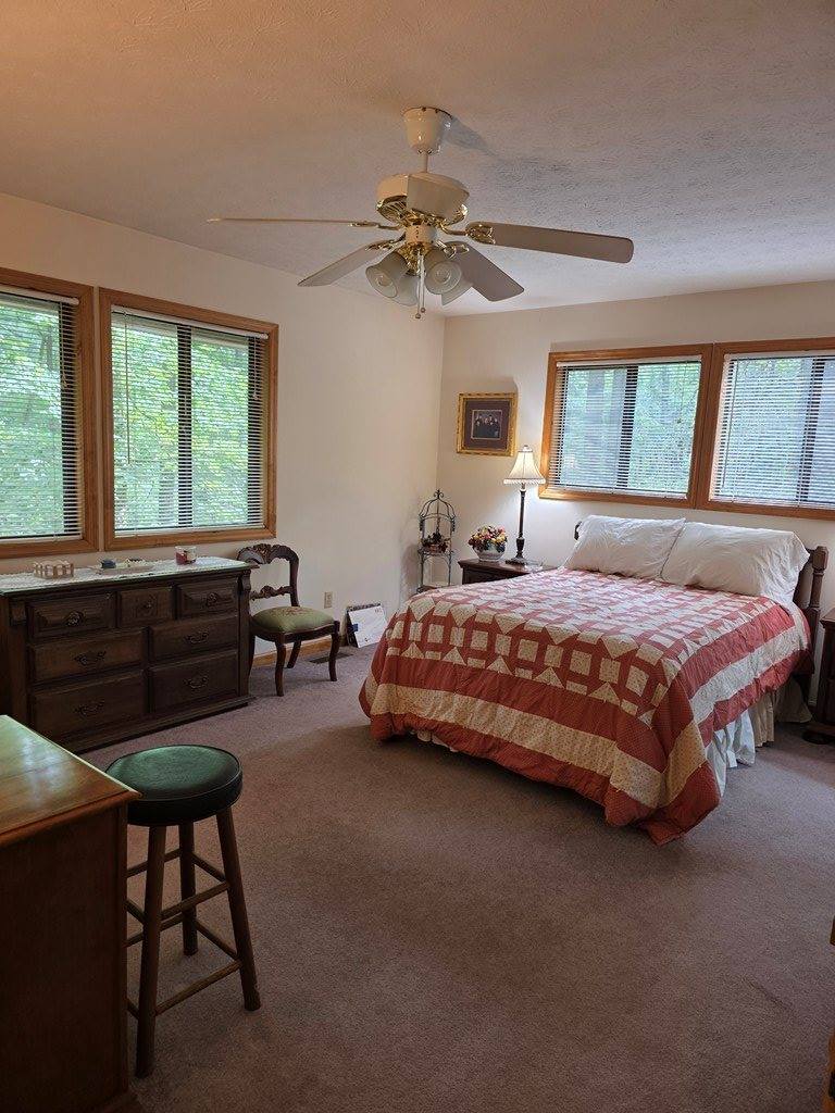 96 Chalet Circle, Pine Mountain, GA 31822