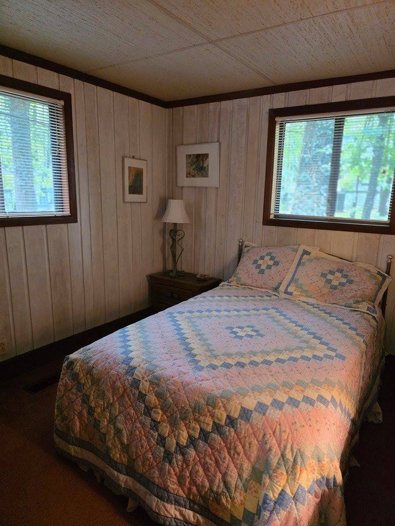 96 Chalet Circle, Pine Mountain, GA 31822