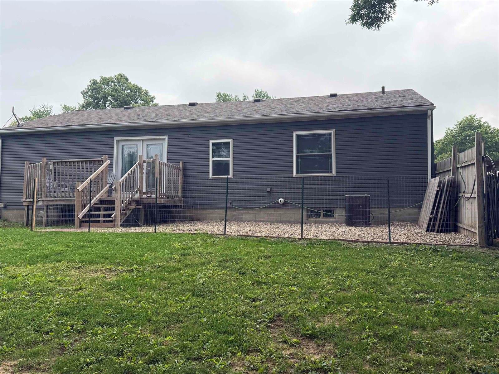 411 N 8th St, Akron, IA 51001