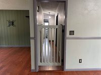 411 N 8th St, Akron, IA 51001