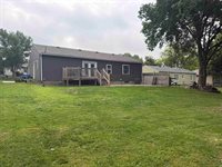 411 N 8th St, Akron, IA 51001