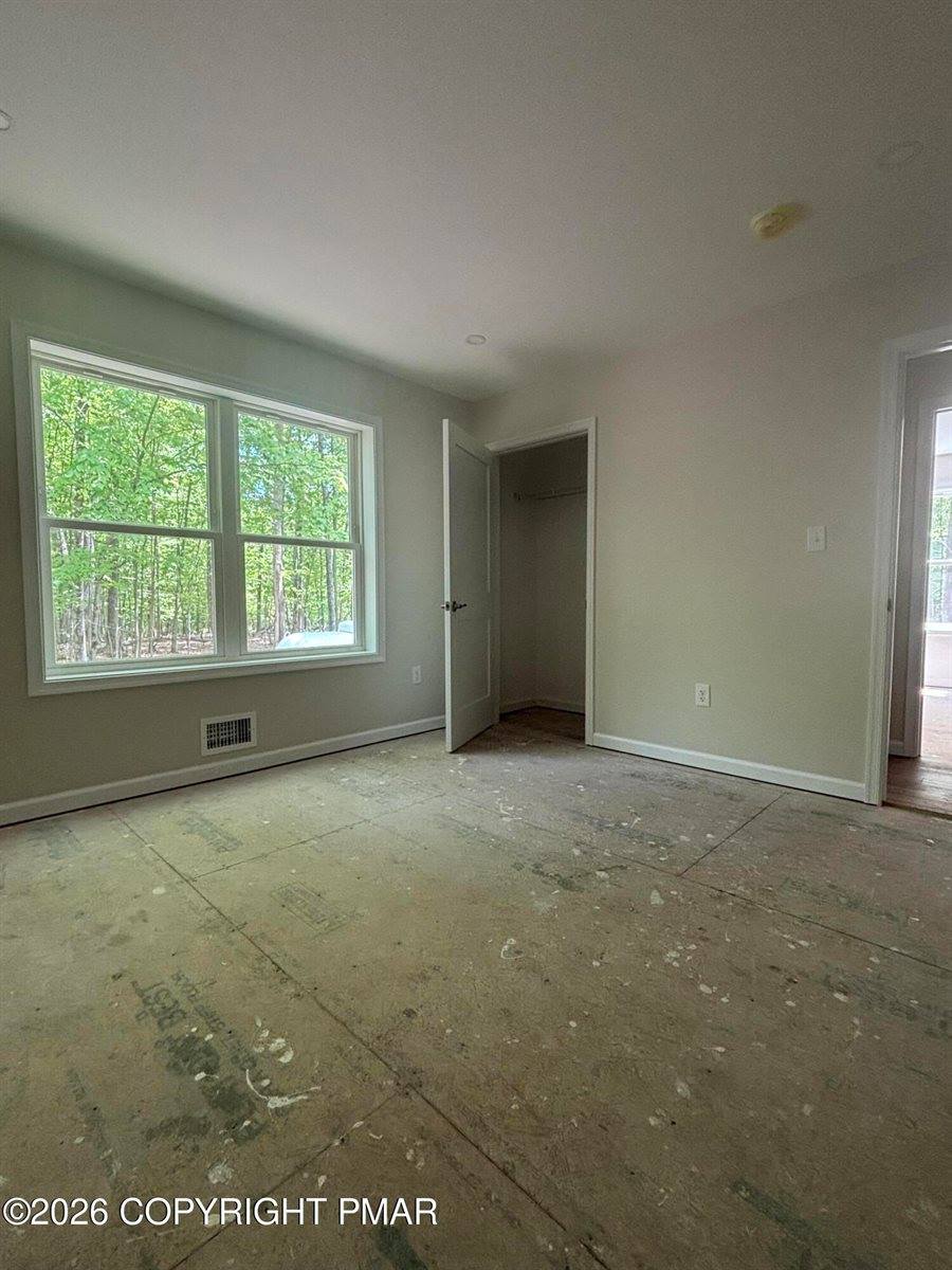 153 Morris Road, East Stroudsburg, PA 18302